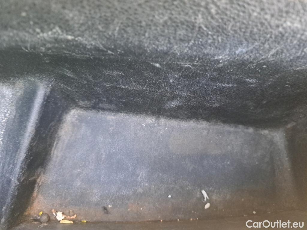  Citroen  Jumpy CITROEN  / 2016 / 4P / combi Combi Talla XL BlueHDi 120 S&S Confort #45