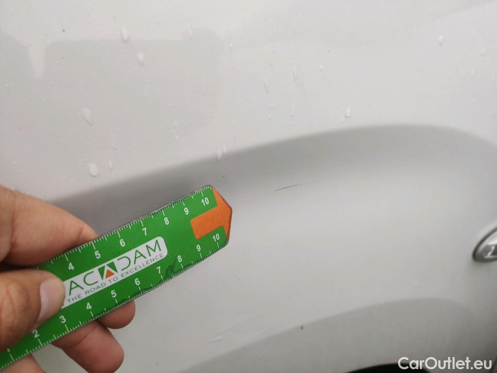  Citroen  Berlingo CITROEN  / 2018 / 3P / furgón derivado de turismo Talla M BlueHDi 73kW CONTROL (AC) #24