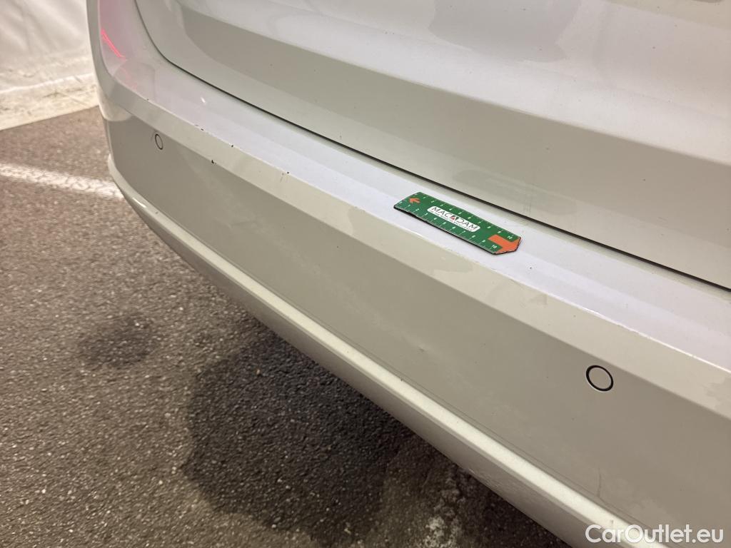  Bmw  Serie 3 BMW Série 3 Touring / 2022 / 5P / Break 318i 156ch Business Design BVA8 #2