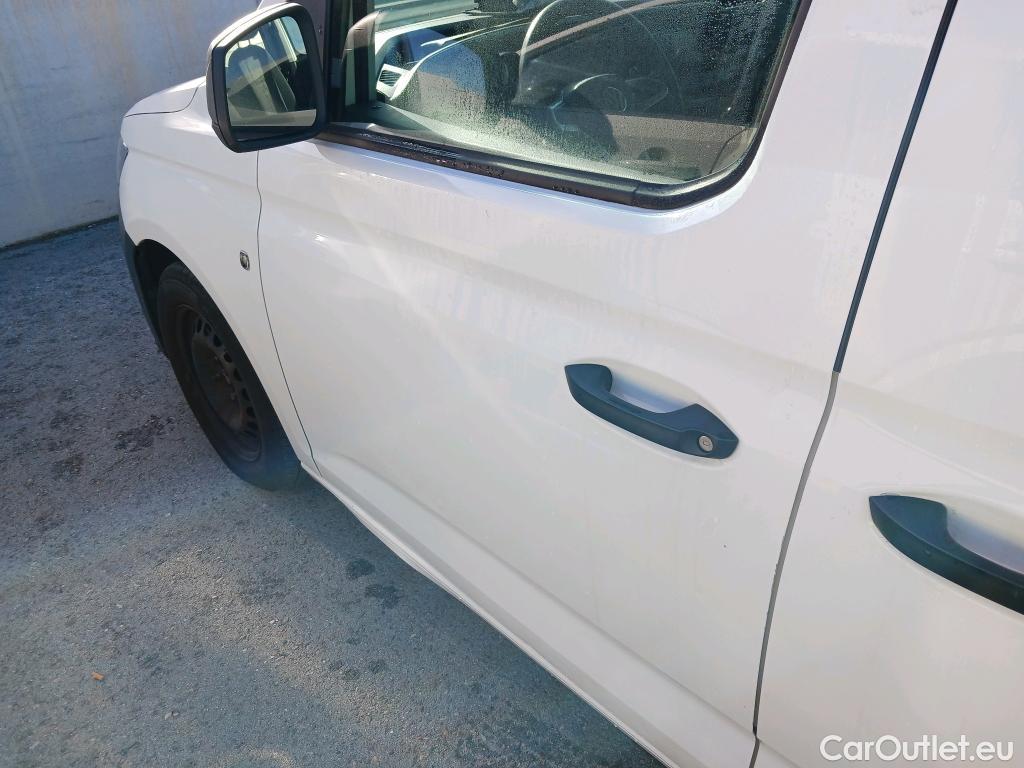  Volkswagen  Caddy VOLKSWAGEN  / 2020 / 4P / combi Kombi 2.0 TDI 75kW (102CV) (CX) #3