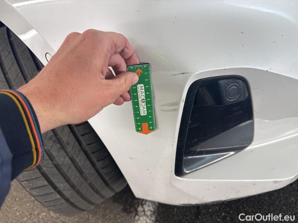  Bmw  Serie 3 BMW Série 3 Touring / 2022 / 5P / Break 318i 156ch Business Design BVA8 #9