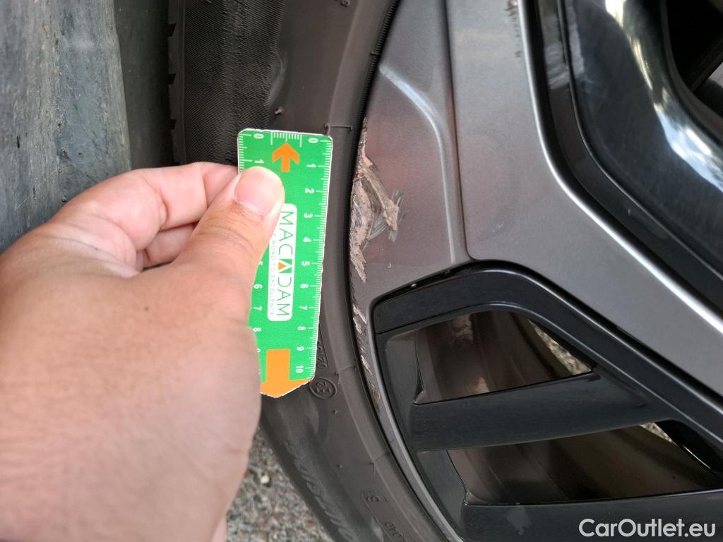  Citroen  C4  Berline Feel Pack 1.5 BlueHDI 110CV BVM6 E6d #14