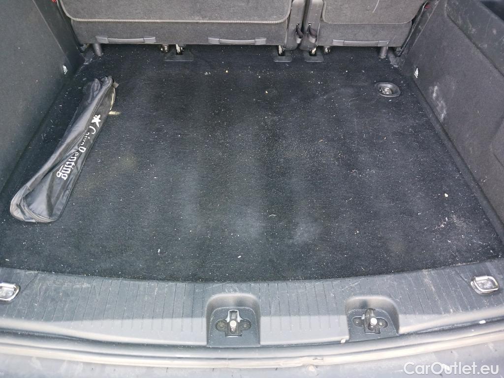  Volkswagen  Caddy VOLKSWAGEN  / 2020 / 4P / combi Kombi 2.0 TDI 75kW (102CV) (CX) #24