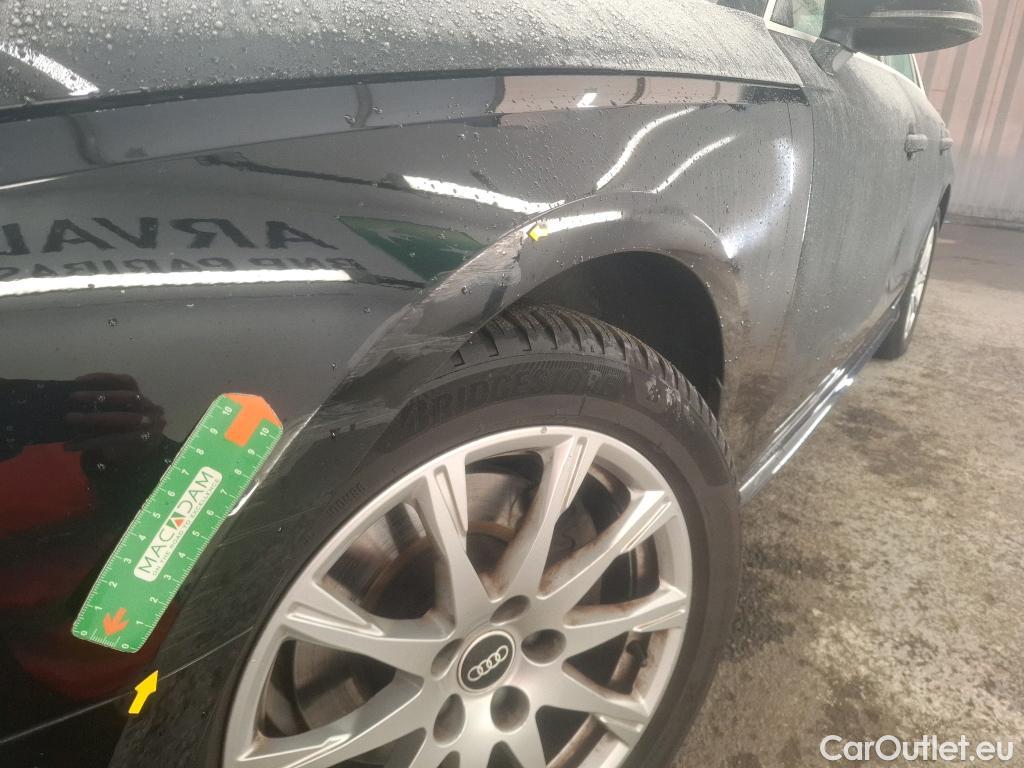  Audi  A4  Berline 30 TDI Business line 2.0 TDI 135CV BVA7 E6d #1