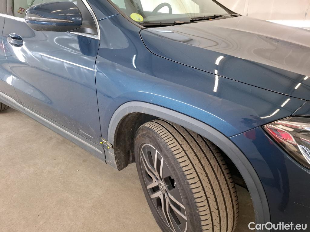  Mercedes  GLA MERCEDES-BENZ  / 2020 / 5P / SUV 2.0  200 D BUSINESS LINE DCT #18