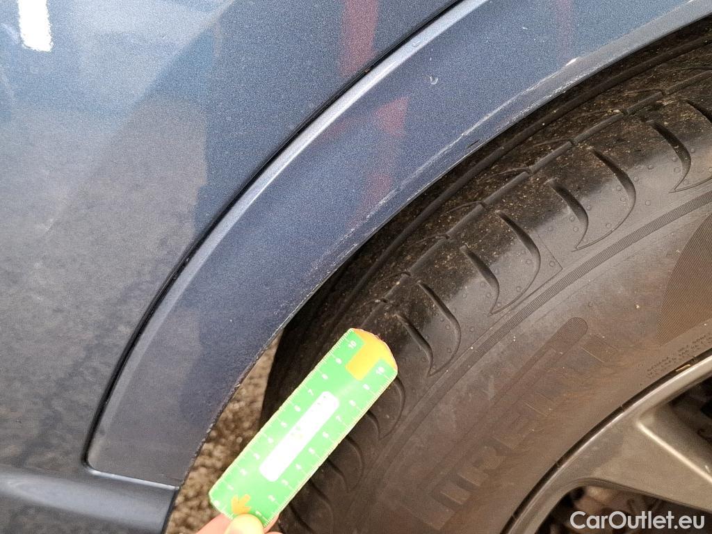  Ford  Kuga  ST-Line X Hybrid 2.5 190CV BVA6 E6dT #8