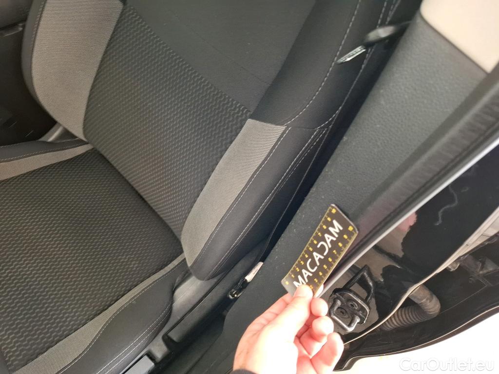  Nissan  Qashqai NISSAN  / 2017 / 5P / Crossover 1.5 DCI 115 DCT Business Edition #17