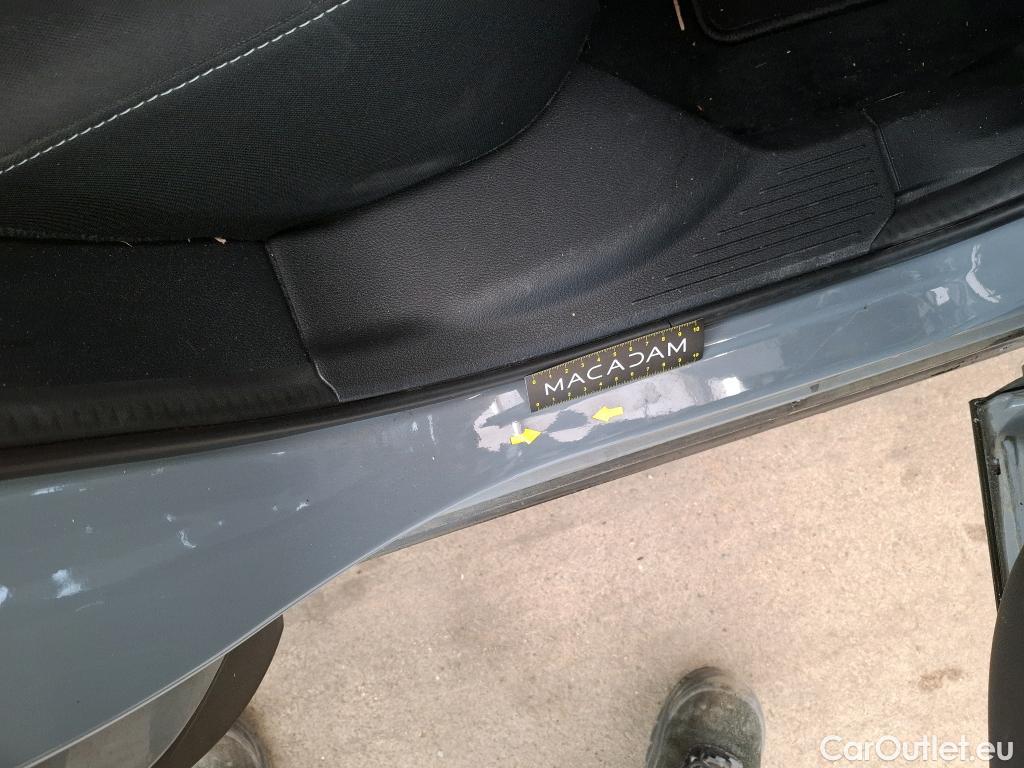  Nissan  Qashqai NISSAN  / 2021 / 5P / Crossover 1.3 MHEV 158ch Xtronic N-Style(SP) #25