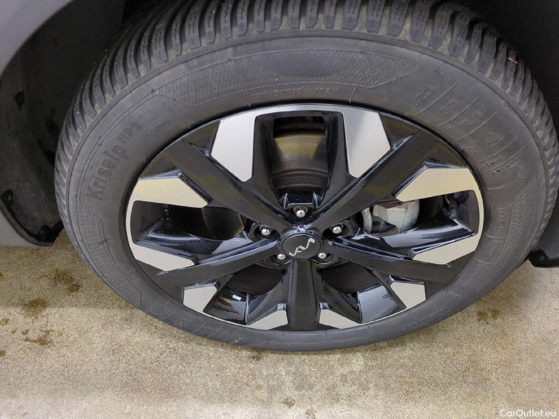  KIA  Sportage KIA  / 2021 / 5P / SUV 1.6 T-GDI 265 PHEV AUTO 4WD ACTIVE BUSIN #1