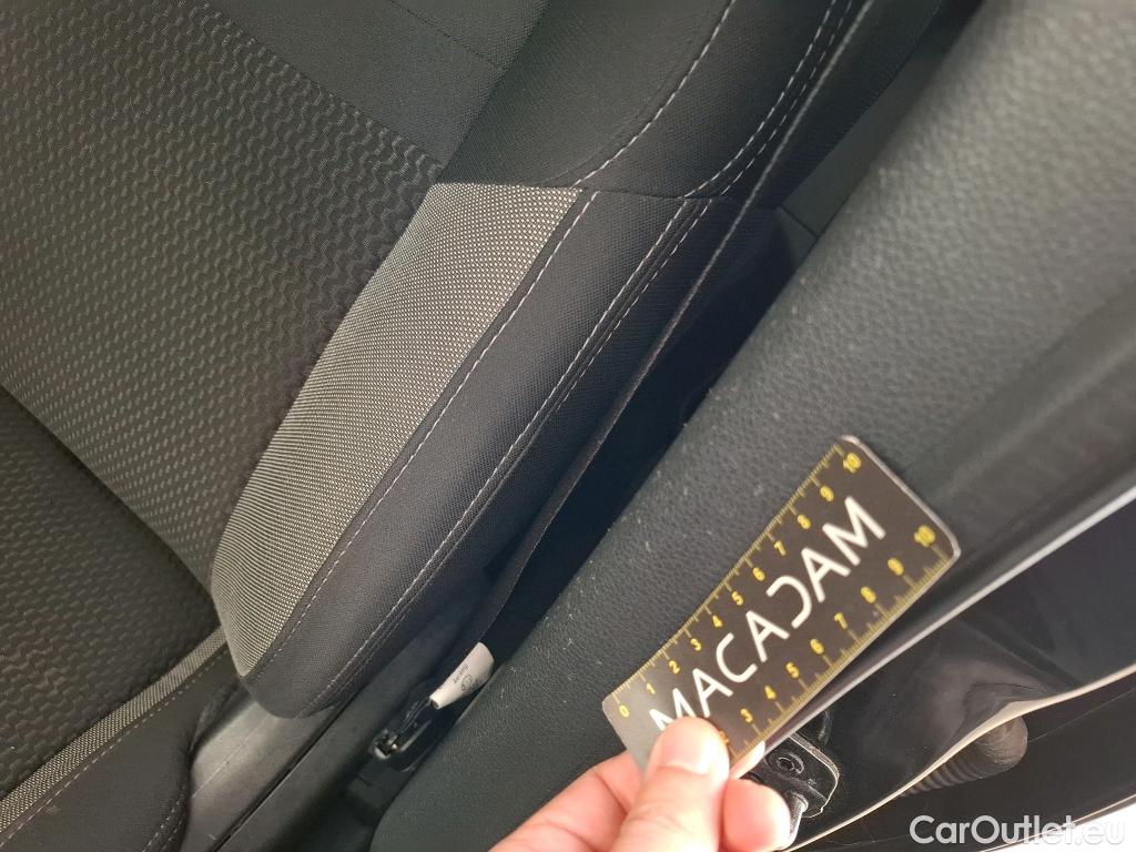  Nissan  Qashqai NISSAN  / 2017 / 5P / Crossover 1.5 DCI 115 DCT Business Edition #18