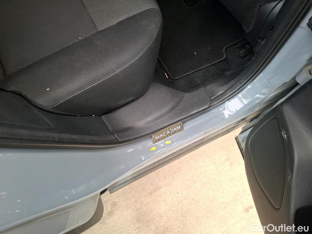  Nissan  Qashqai NISSAN  / 2021 / 5P / Crossover 1.3 MHEV 158ch Xtronic N-Style(SP) #24