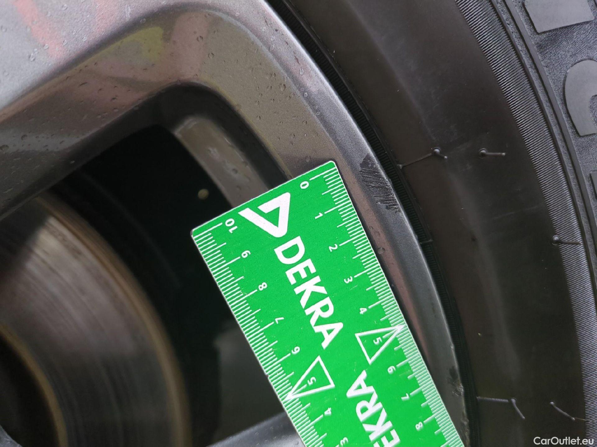  Ford  Kuga FORD  / 2019 / 5P / SUV 1.5 EcoBlue 120ch auto St-Line Business #1