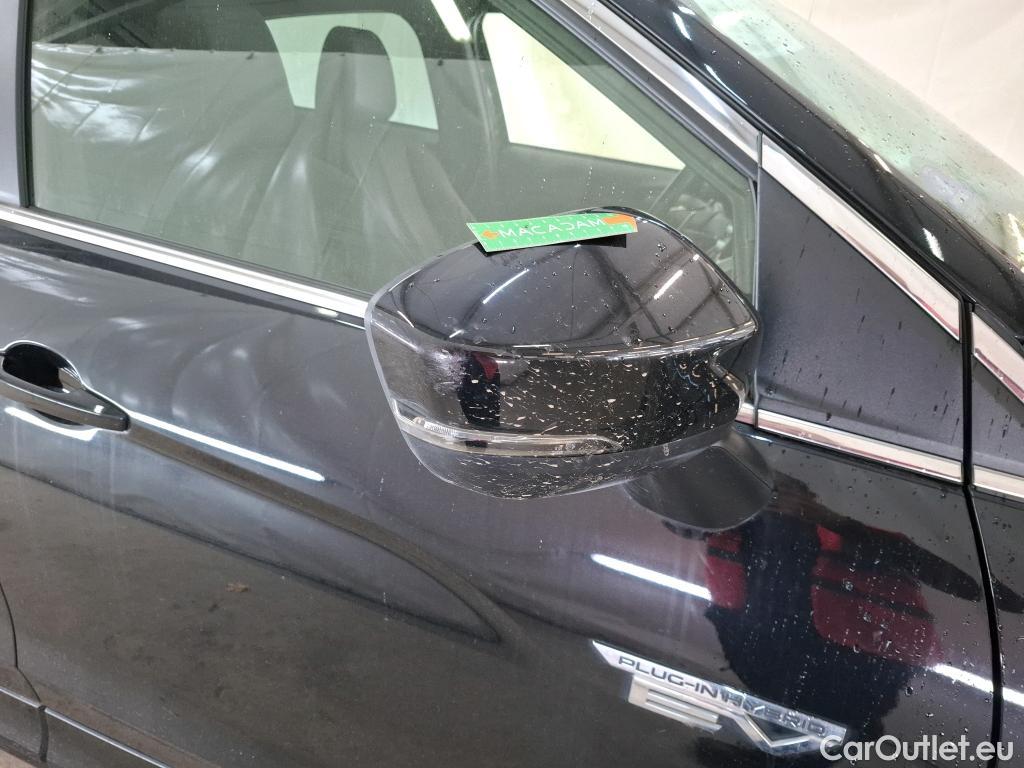  Land Rover  Discovery MITSUBISHI Eclipse Cross / 2020 / 5P / SUV 2.4 Twin Motor 4WD Intense Style #7