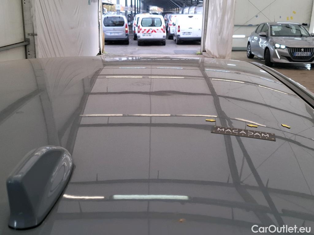  Nissan  Qashqai NISSAN  / 2021 / 5P / Crossover 1.3 MHEV 158ch Xtronic N-Style(SP) #10