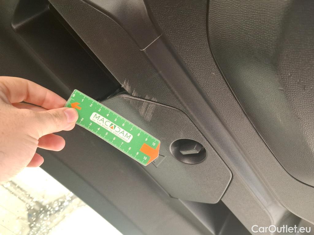  Peugeot  2008  Active Business 1.5 HDi 130CV BVA8 E6d #7