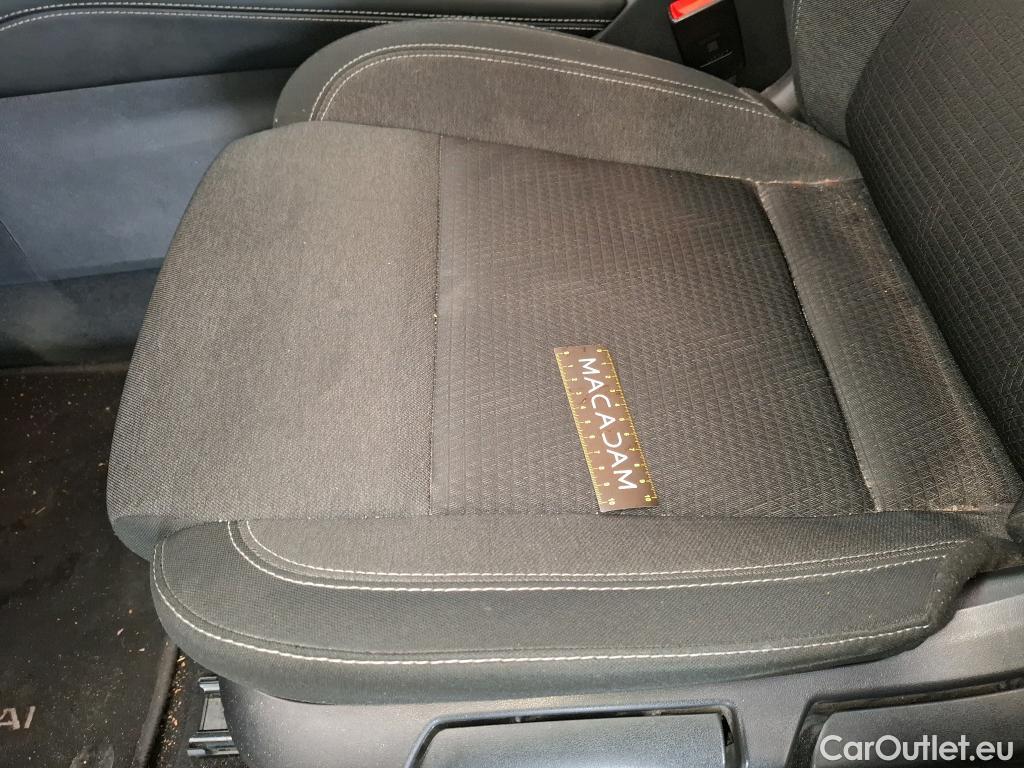  Nissan  Qashqai NISSAN  / 2021 / 5P / Crossover 1.3 MHEV 158ch Xtronic N-Style(SP) #37