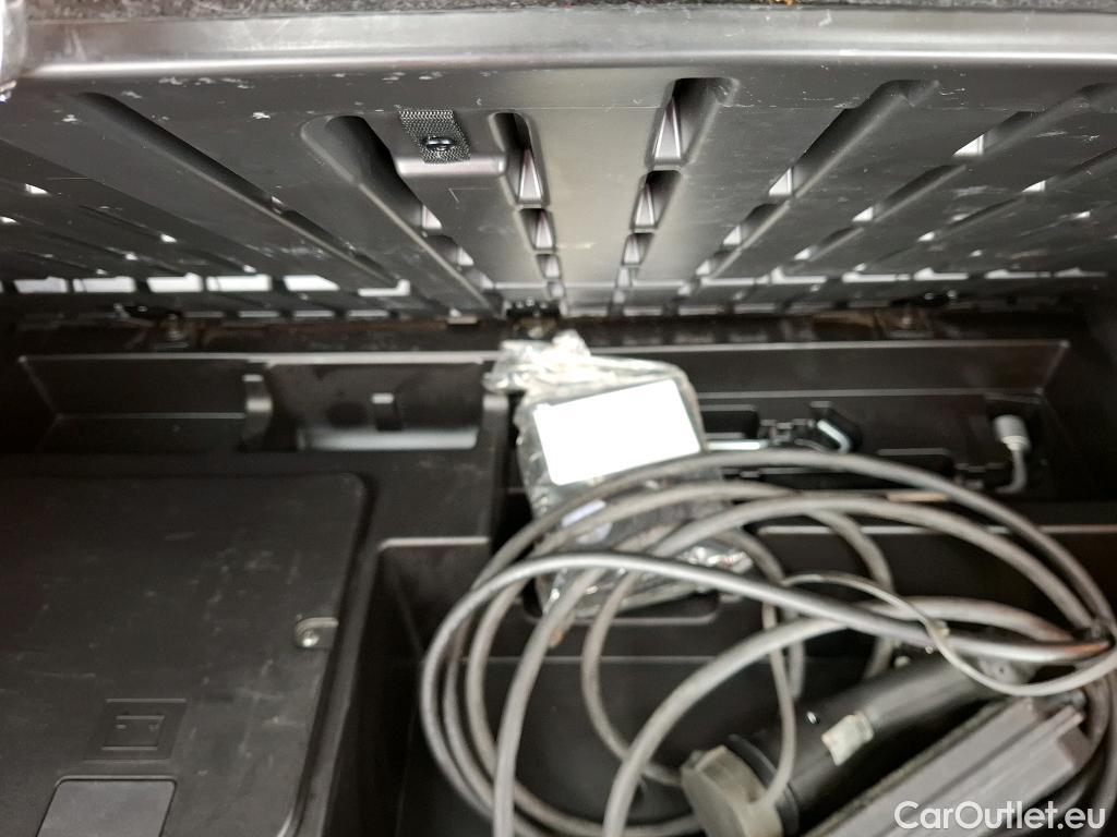  Land Rover  Discovery MITSUBISHI Eclipse Cross / 2020 / 5P / SUV 2.4 Twin Motor 4WD Intense Style #1