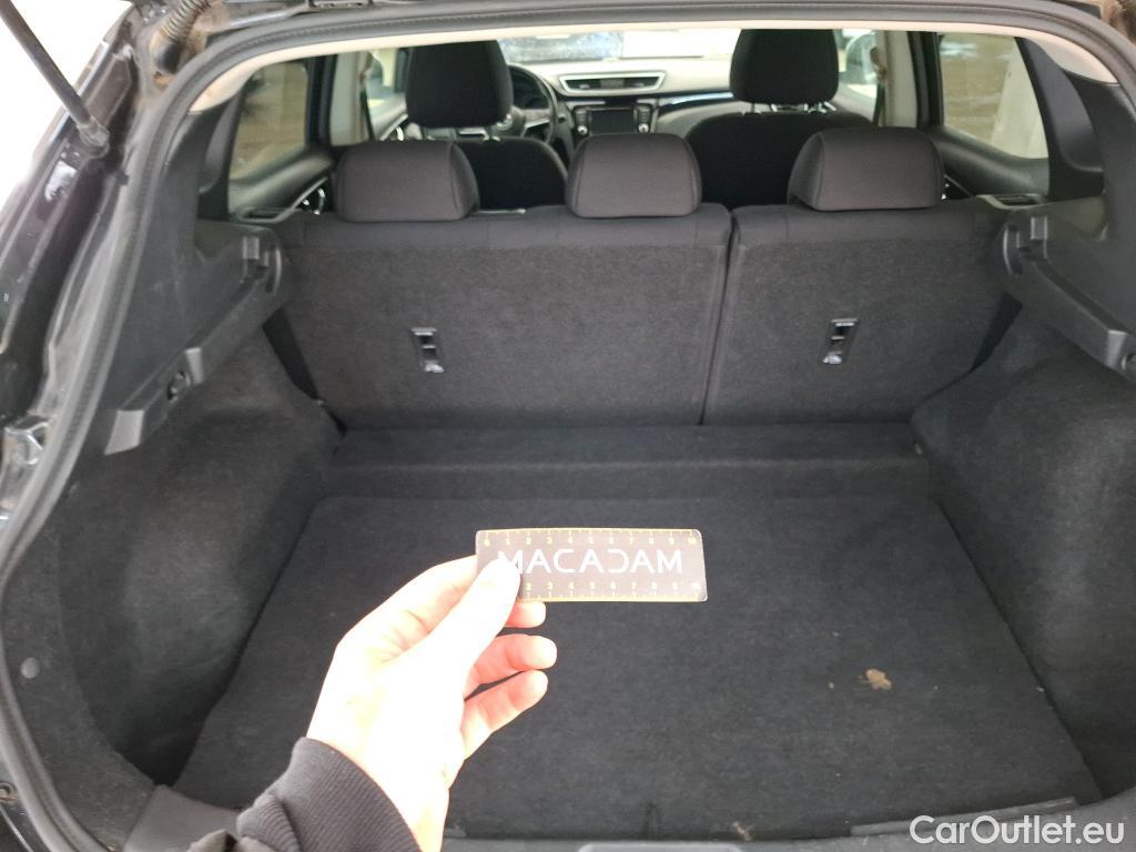  Nissan  Qashqai NISSAN  / 2017 / 5P / Crossover 1.5 DCI 115 DCT Business Edition #10