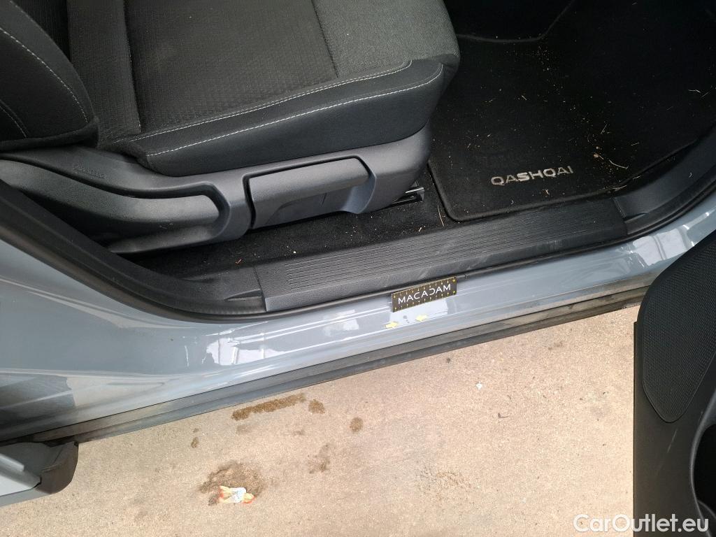  Nissan  Qashqai NISSAN  / 2021 / 5P / Crossover 1.3 MHEV 158ch Xtronic N-Style(SP) #22