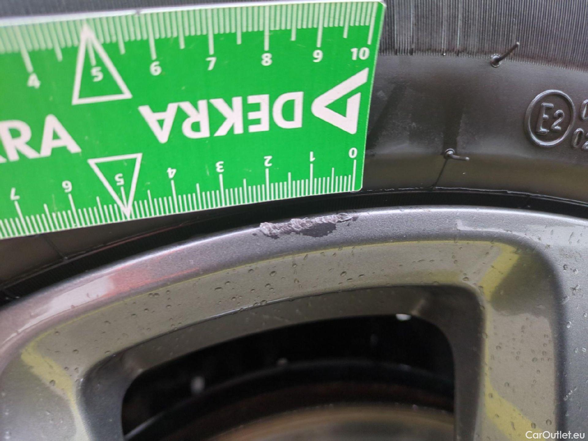  Ford  Kuga FORD  / 2019 / 5P / SUV 1.5 EcoBlue 120ch auto St-Line Business #3