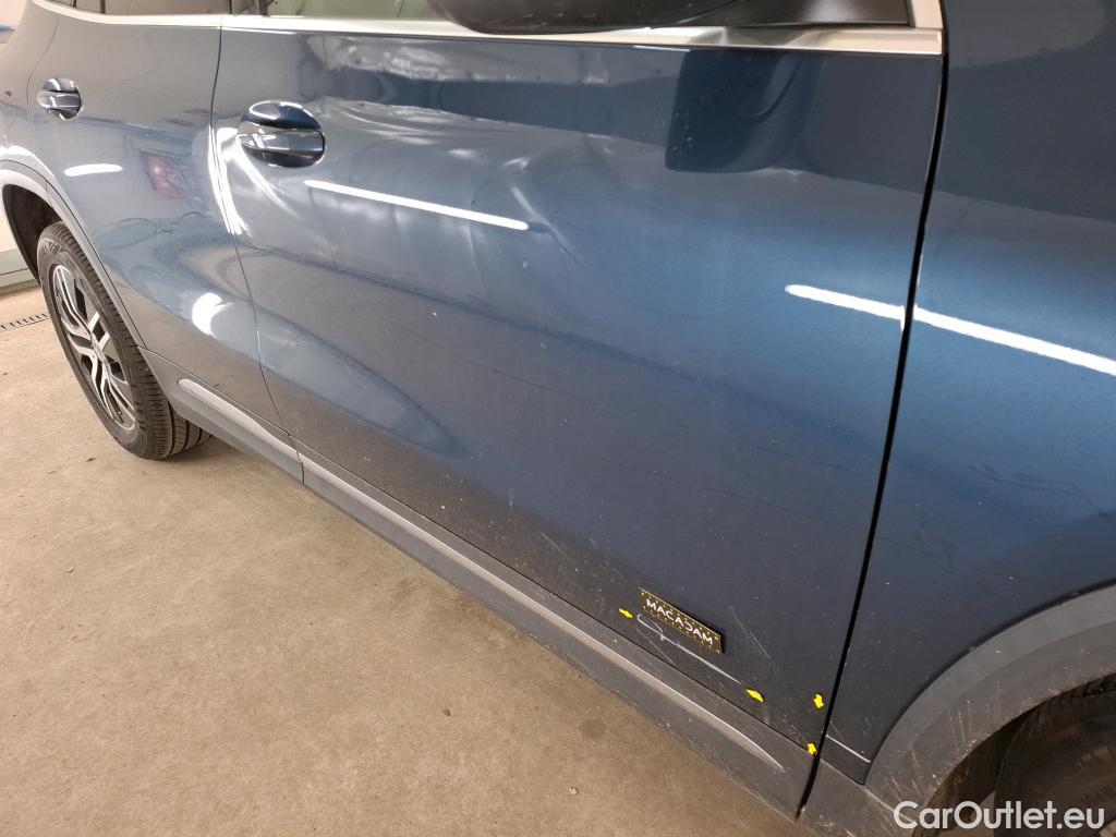  Mercedes  GLA MERCEDES-BENZ  / 2020 / 5P / SUV 2.0  200 D BUSINESS LINE DCT #1