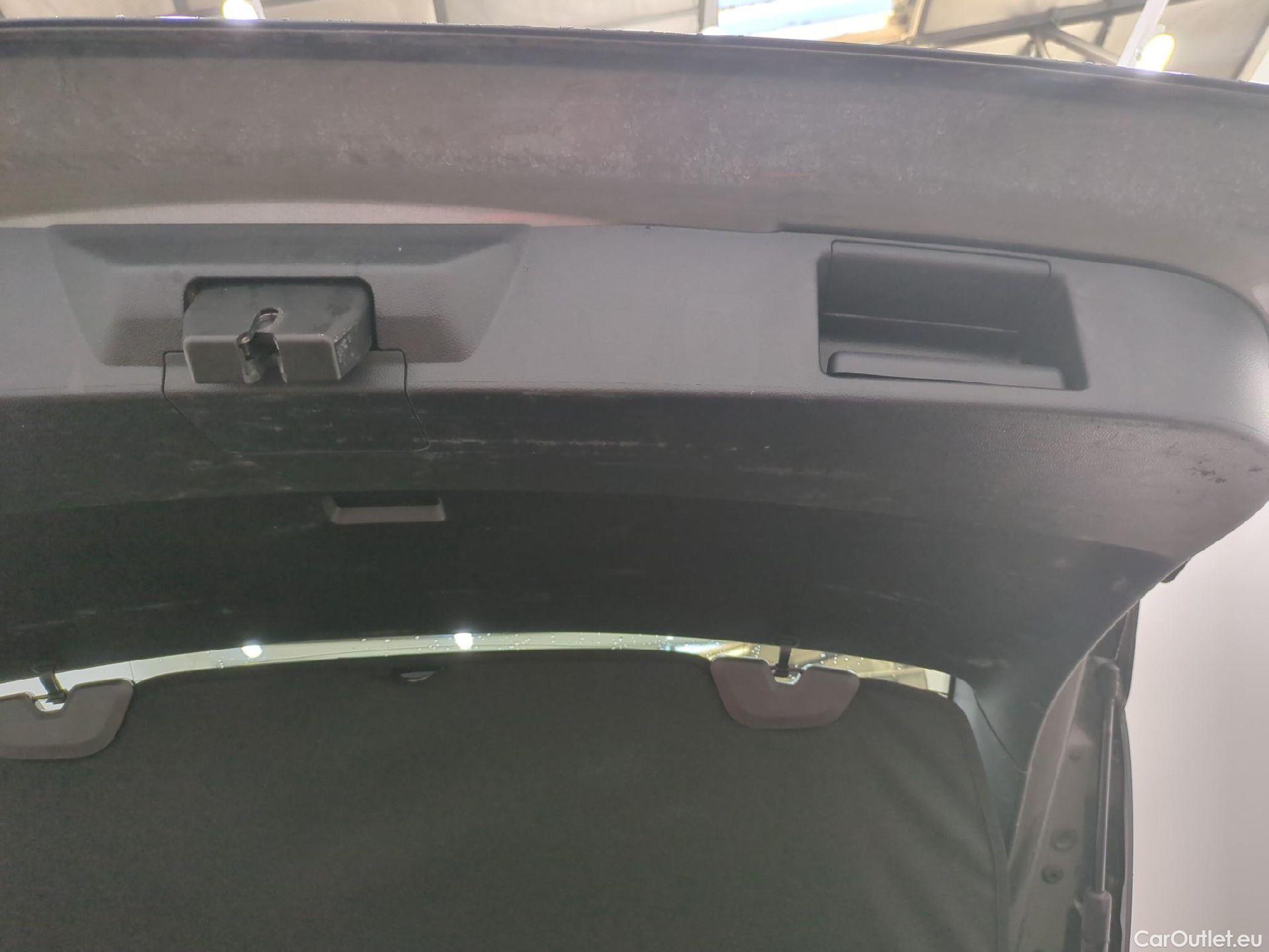  Ford  Kuga FORD  / 2019 / 5P / SUV 1.5 EcoBlue 120ch auto St-Line Business #19