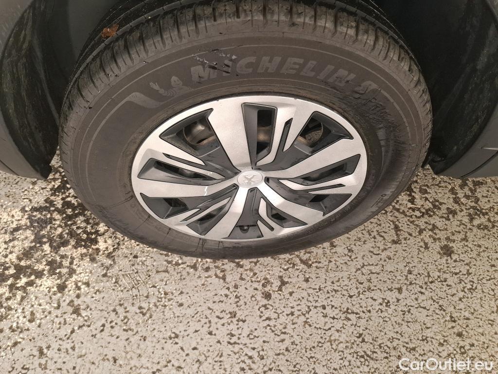  Peugeot  2008  Active Business 1.5 HDi 130CV BVA8 E6d #17