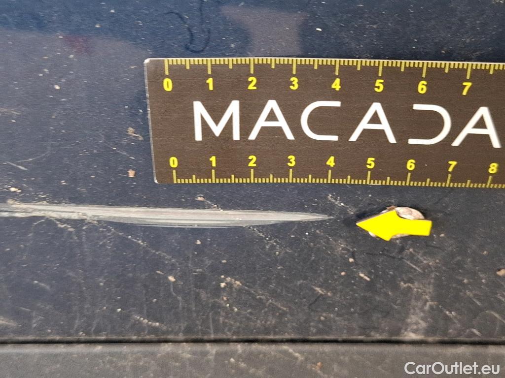  Mercedes  GLA MERCEDES-BENZ  / 2020 / 5P / SUV 2.0  200 D BUSINESS LINE DCT #3