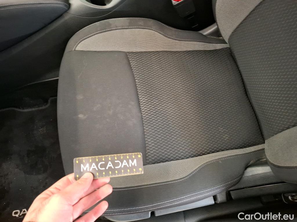  Nissan  Qashqai NISSAN  / 2017 / 5P / Crossover 1.5 DCI 115 DCT Business Edition #39