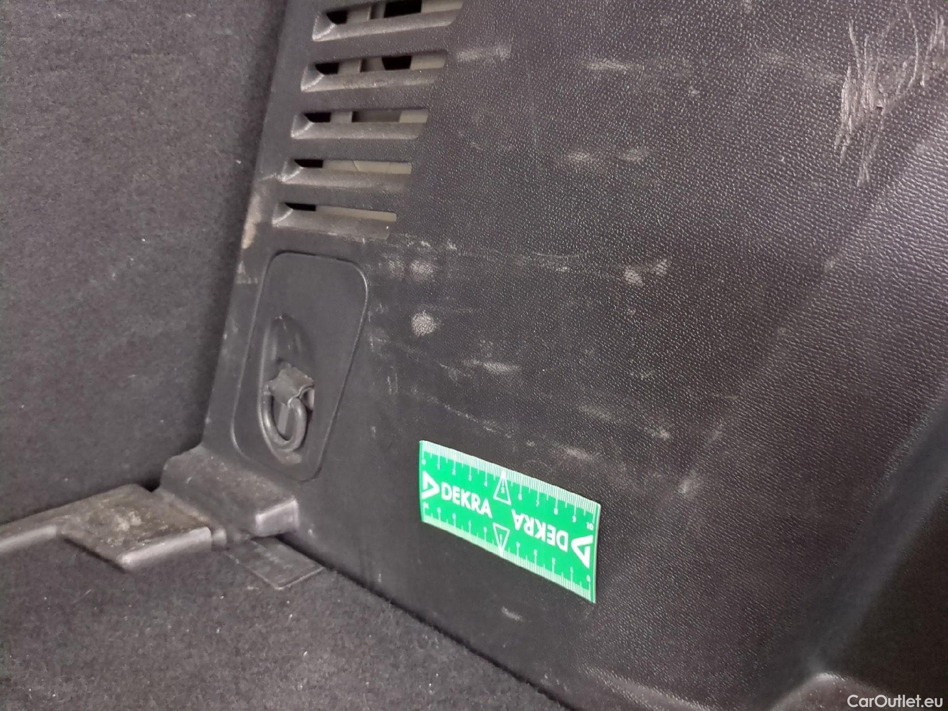  Peugeot  3008  II Active Pack 1.5 HDi 130CV BVA8 E6d #2