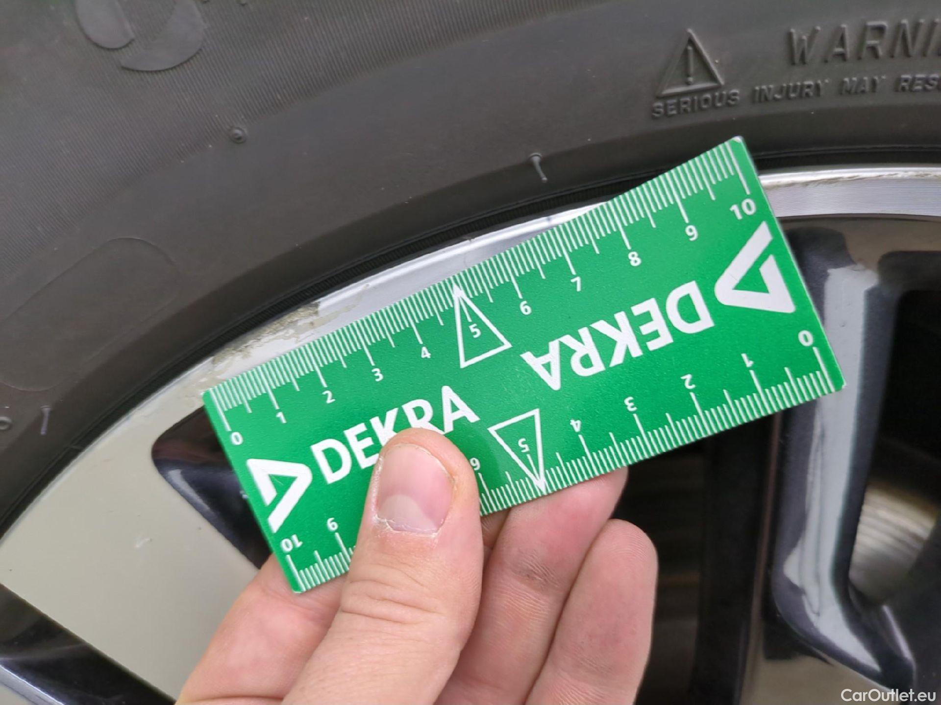  Peugeot  5008  Allure Business 1.5 HDi 130CV BVA8 7 Sieges E6dT #10