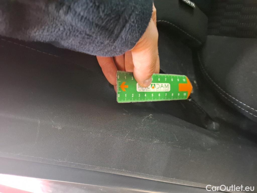  Peugeot  208  Active Business 1.5 HDi 100CV BVM5 E6dT #21