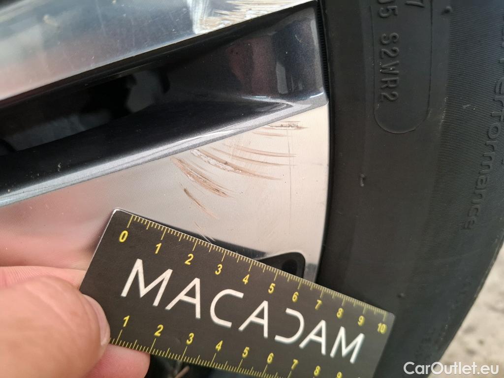  Peugeot  3008  Allure 1.5 HDi 130CV BVA8 E6d #33