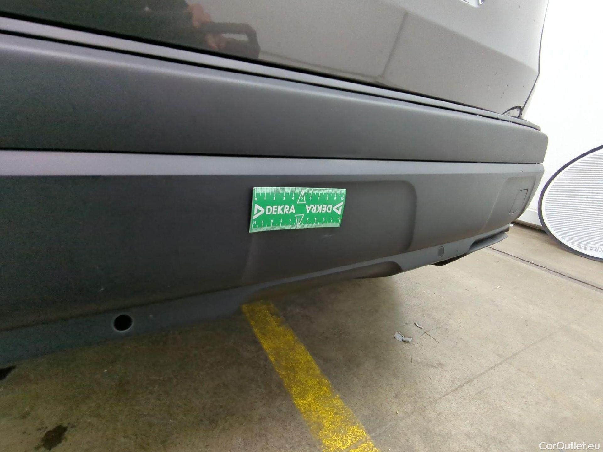  Peugeot  3008  II Active Pack 1.5 HDi 130CV BVA8 E6d #41