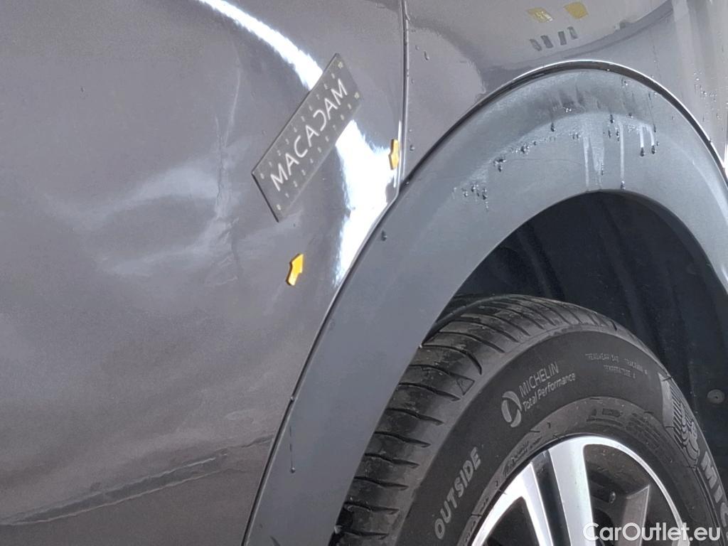  Peugeot  3008  Allure 1.5 HDi 130CV BVA8 E6d #18