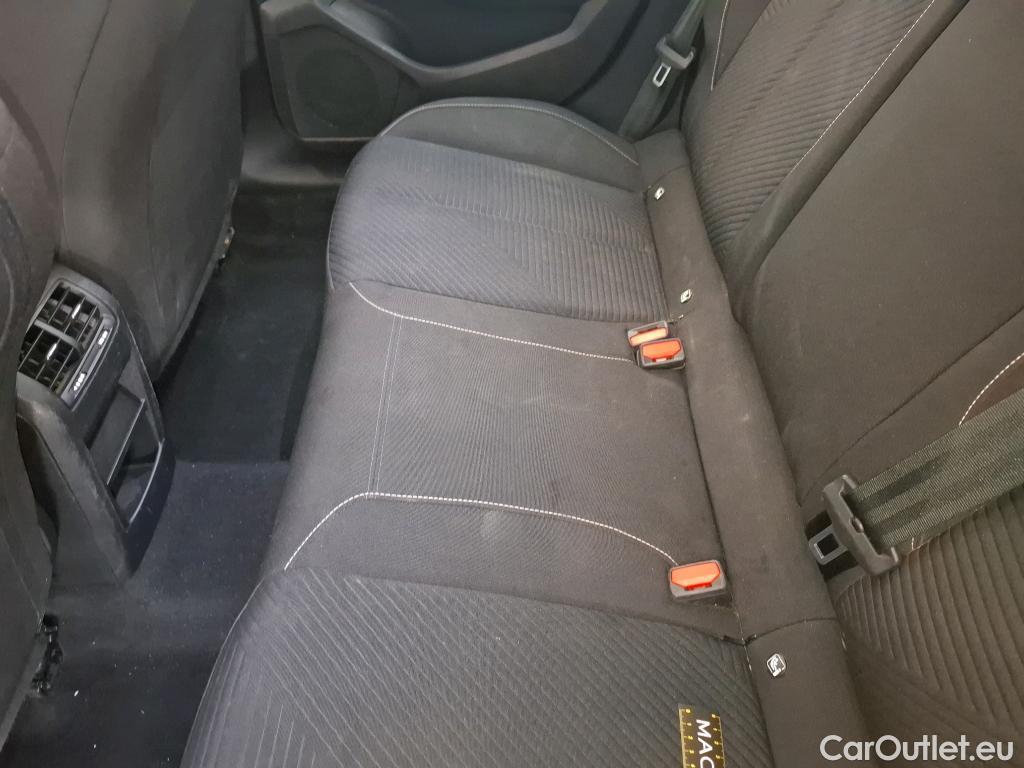  Peugeot  308 PEUGEOT  SW / 2021 / 5P / Break BlueHDi 130 EAT8 ACTIVE PACK #32