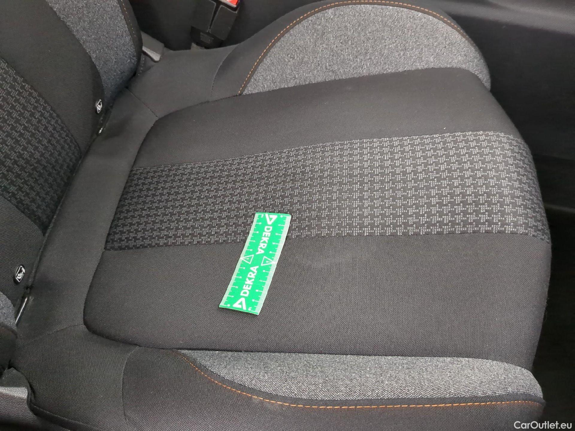  Peugeot  3008  II Active Pack 1.5 HDi 130CV BVA8 E6d #21