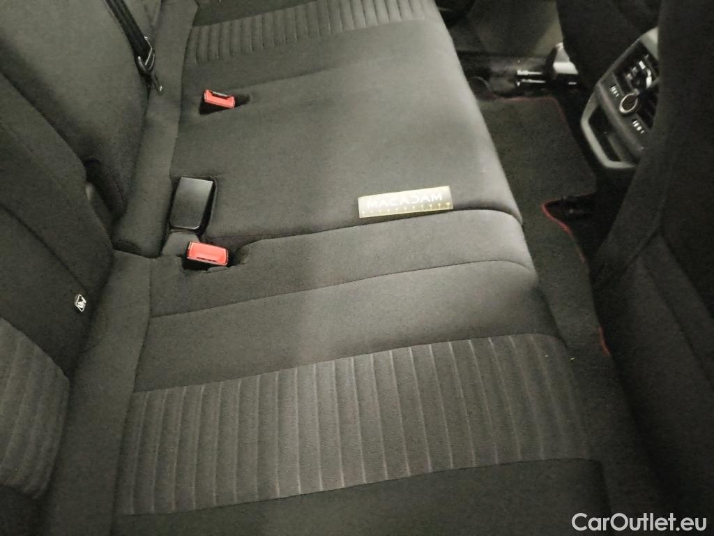  Peugeot  3008  II Active Pack 1.2 PureTech 130CV BVA8 E6d #4