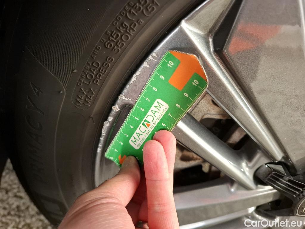  Peugeot  308  Active Pack 1.5 HDi 130CV BVA8 E6d #11