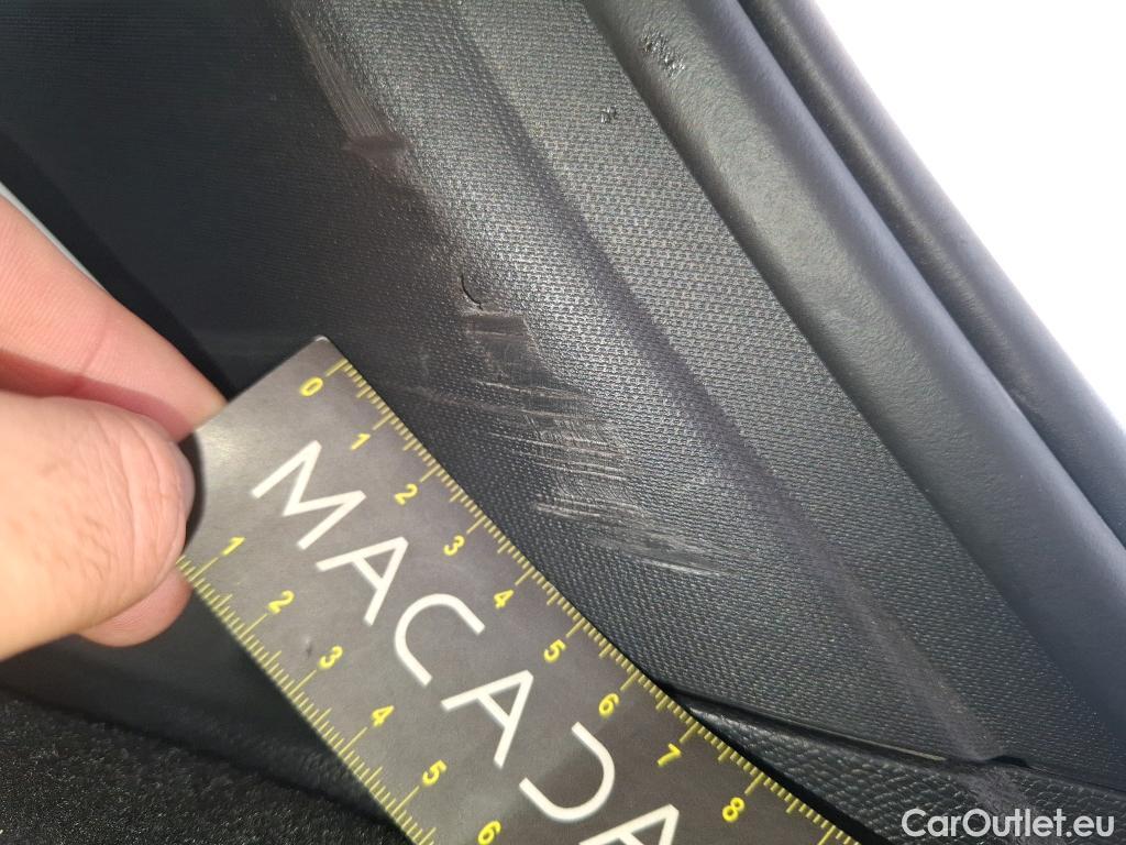  Peugeot  3008  Allure 1.5 HDi 130CV BVA8 E6d #11