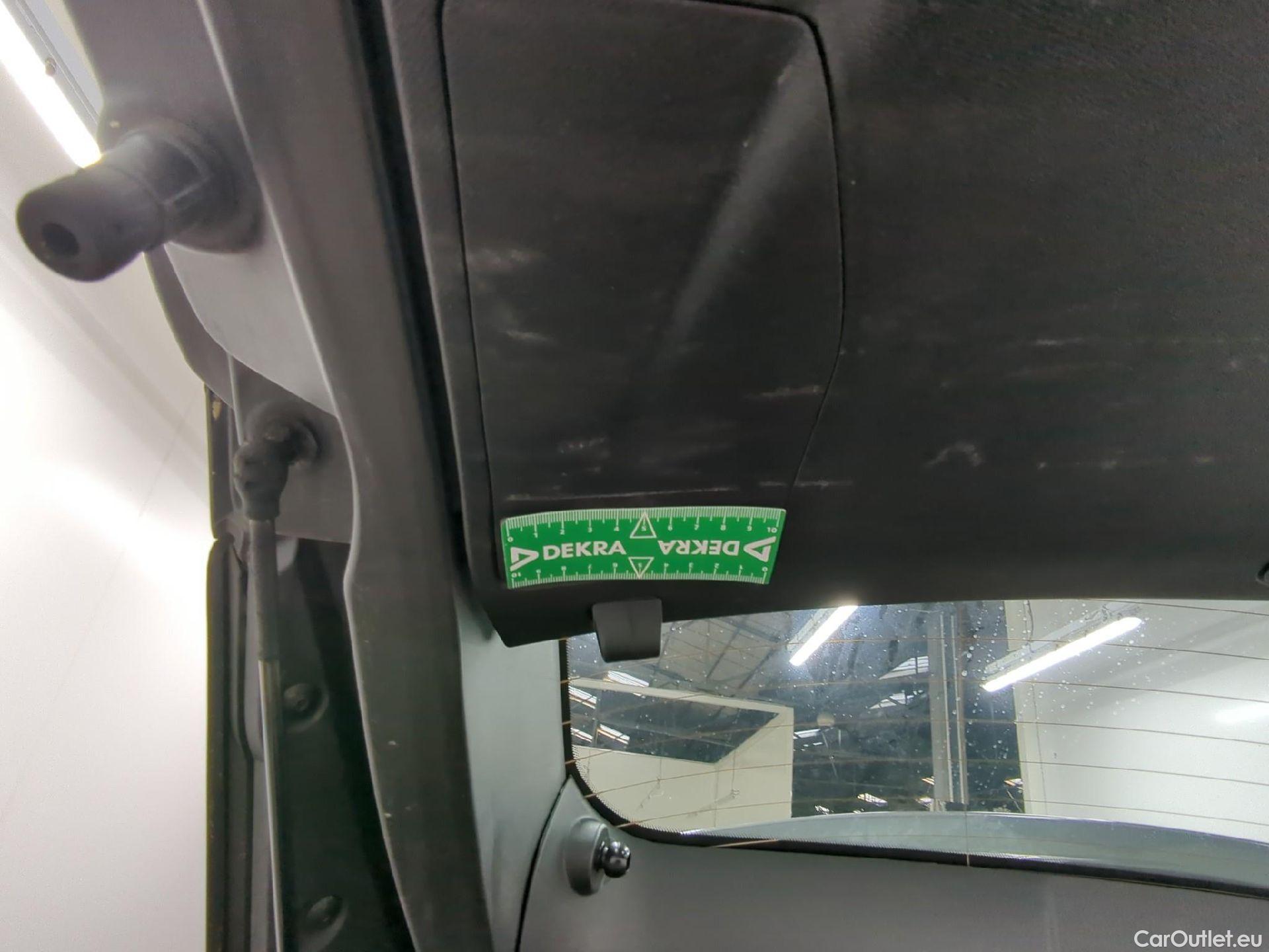  Peugeot  3008  II Active Pack 1.5 HDi 130CV BVA8 E6d #3