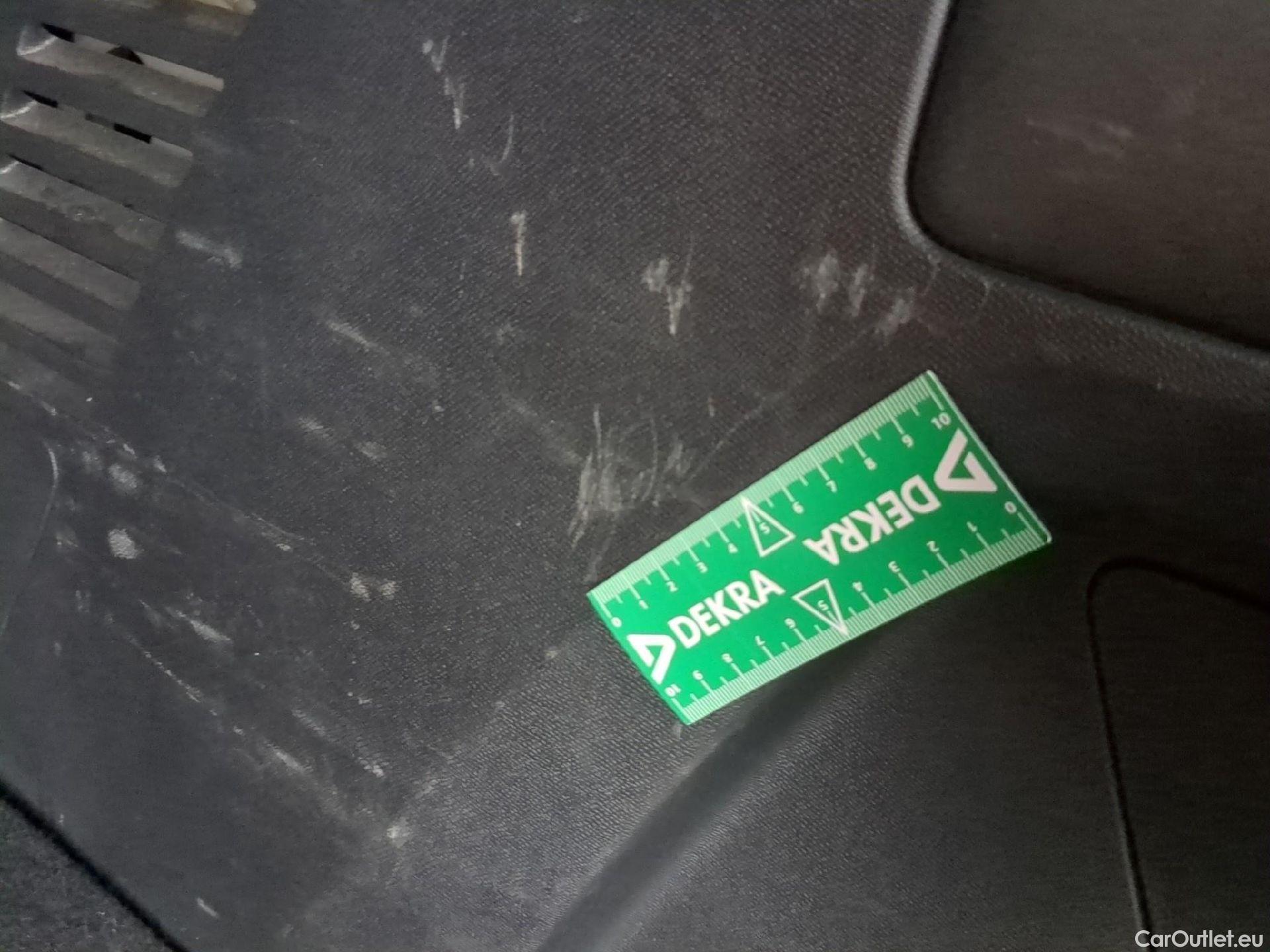  Peugeot  3008  II Active Pack 1.5 HDi 130CV BVA8 E6d #1