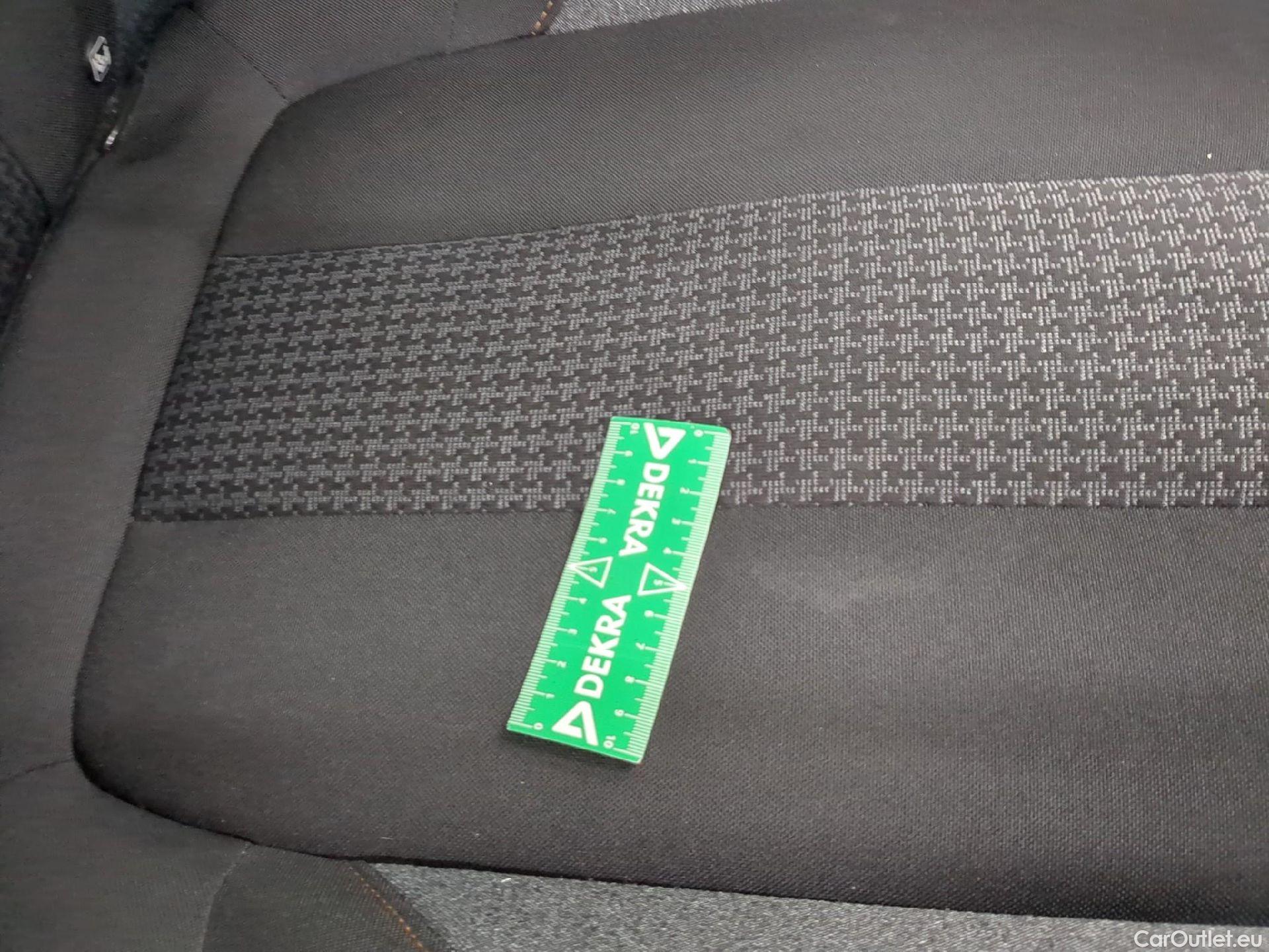  Peugeot  3008  II Active Pack 1.5 HDi 130CV BVA8 E6d #20