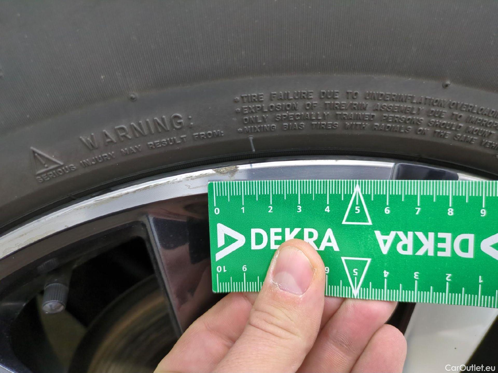  Peugeot  5008  Allure Business 1.5 HDi 130CV BVA8 7 Sieges E6dT #11