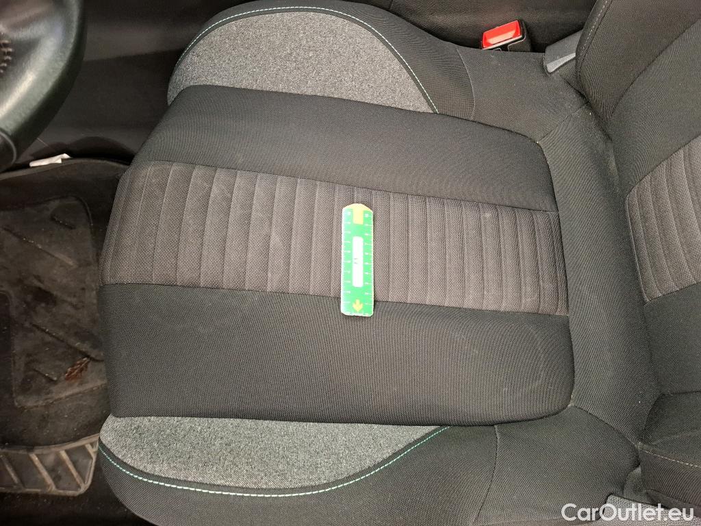  Peugeot  3008  II Active Pack 1.5 HDi 130CV BVA8 E6d #13