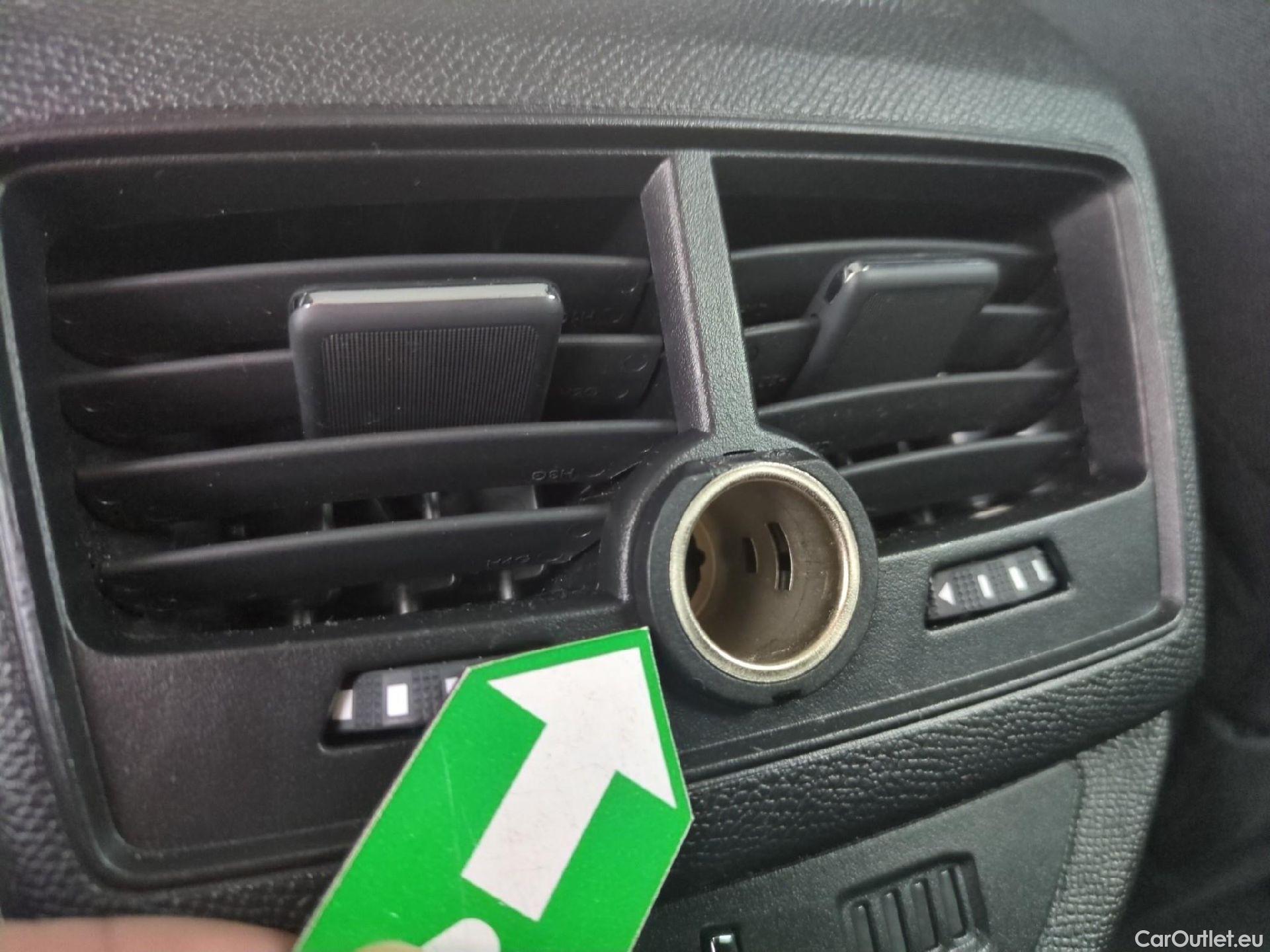  Peugeot  5008  Active Pack 1.5 HDi 130CV BVA8 7 Sieges E6d #2