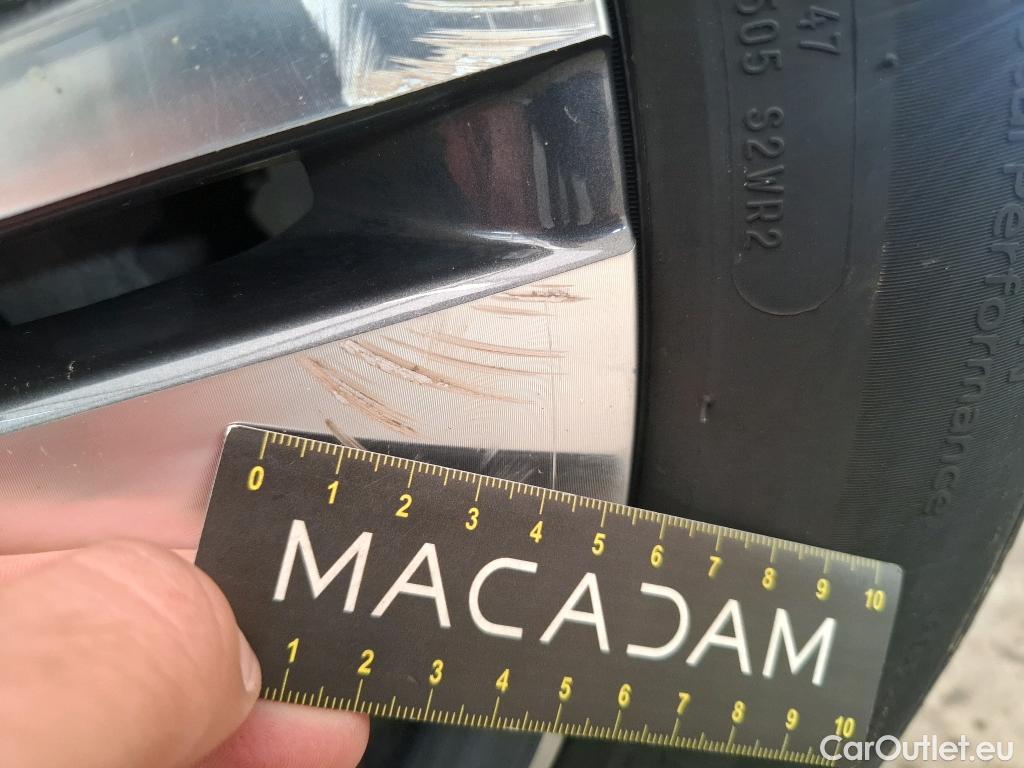  Peugeot  3008  Allure 1.5 HDi 130CV BVA8 E6d #34