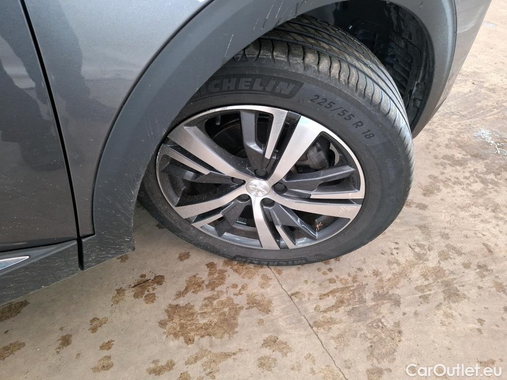  Peugeot  3008  Allure 1.5 HDi 130CV BVA8 E6d #31