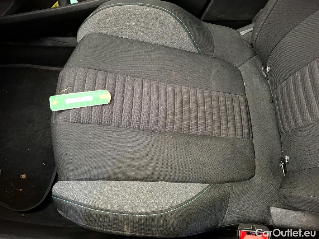  Peugeot  3008  II Active Pack 1.5 HDi 130CV BVA8 E6d #1