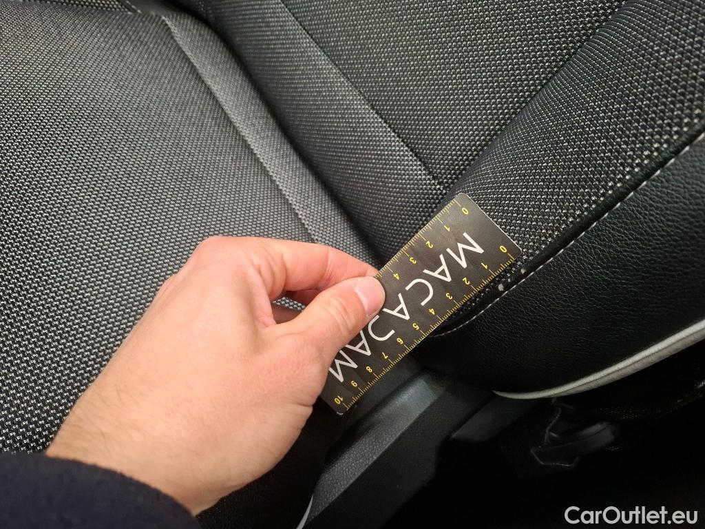  Renault  Captur  II Intens 1.5 dCi 115CV BVA7 E6dT #2